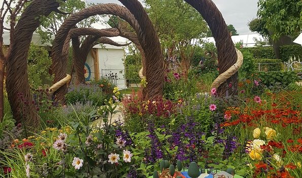 Blind Veterans UK: It’s all about Community Garden. Built by Landform Consultants. Designed by Andrew Fisher Tomlin and Dan Bowyer. Photo courtesy of HTA & APL