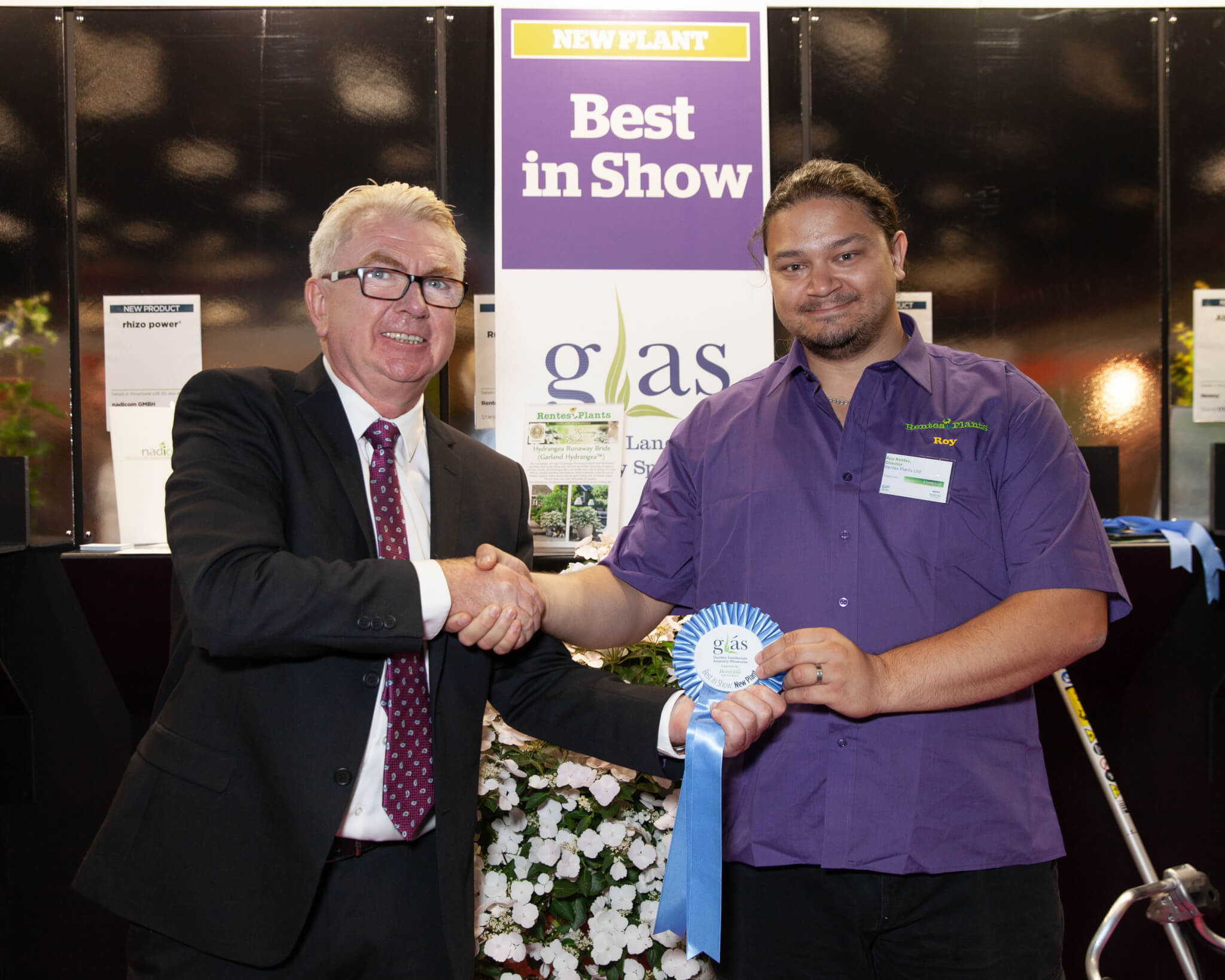 John McDonald, GLAS and Roy Rentes, Rentes Plants Ltd., winner of best in show, new plant. PIC: Joe Keogh